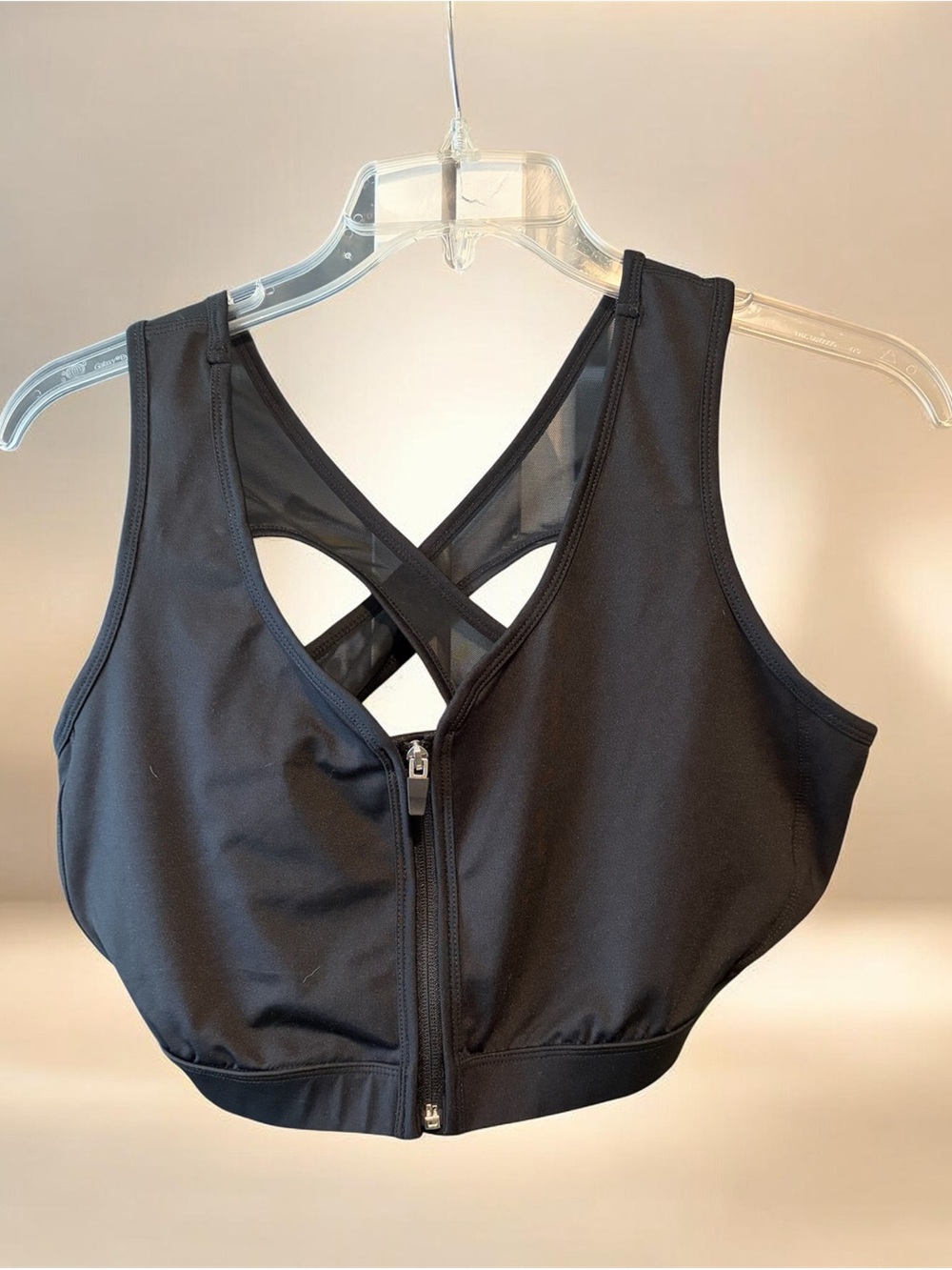 High-Impact Black Front-Zip Sports Bra with Cross-Back Straps
